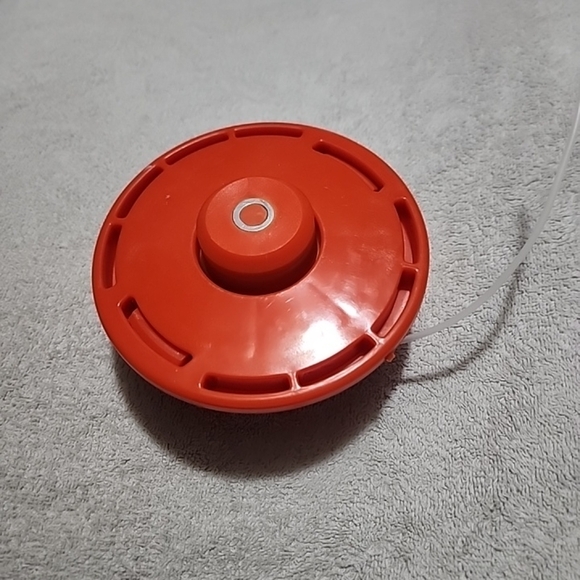 Source Unknown Other - Honda GX25 GX35 Universal Bump Feed Trimmer Head M10x1.25 LH Red